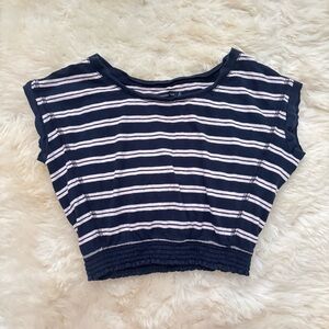 Abercrombie & Fitch Navy and Beige Striped Crop Top with Elegant Cinch Waist
